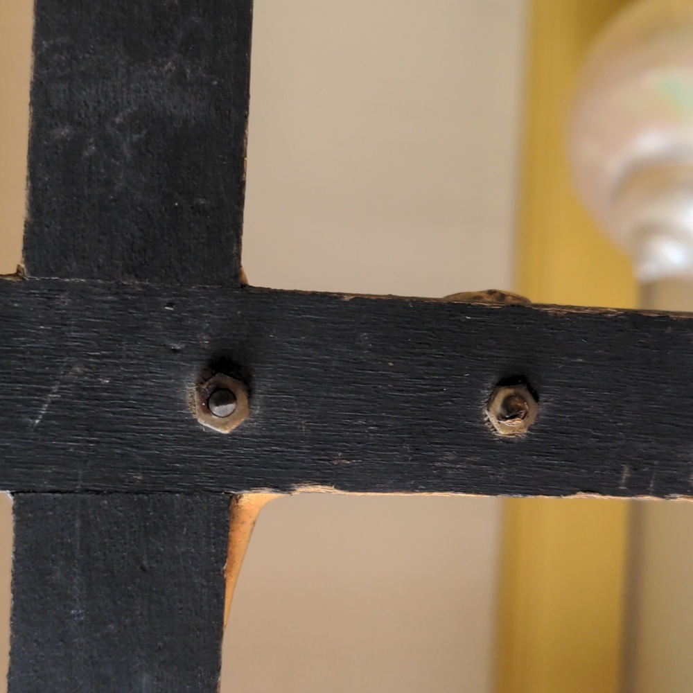 Antique cross - Picture 3 of 3